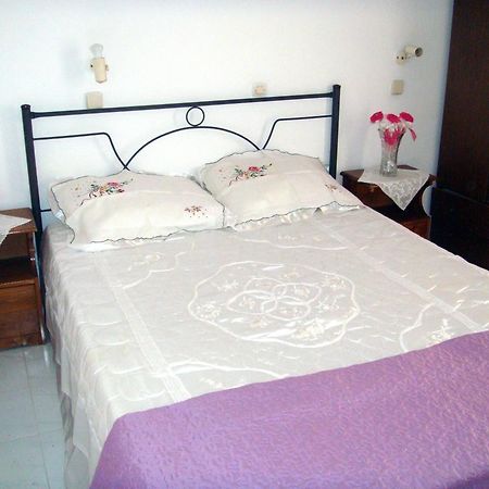 Merryland Studios & Apartments Kremastí Room photo