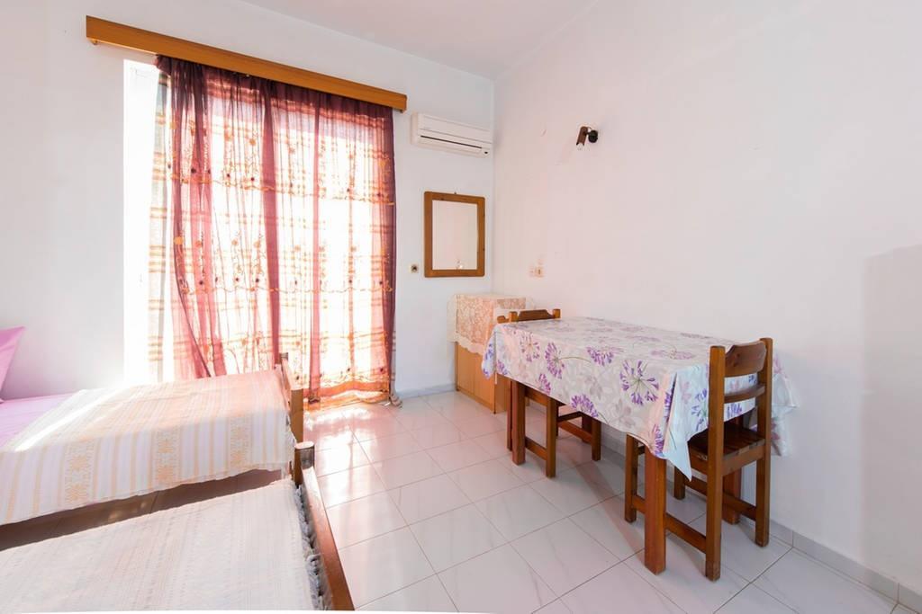 Merryland Studios & Apartments Kremastí Room photo